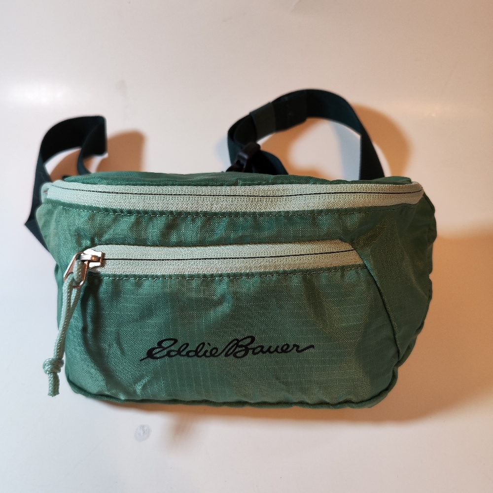 Eddie Bauer Stowaway convertible waist pack